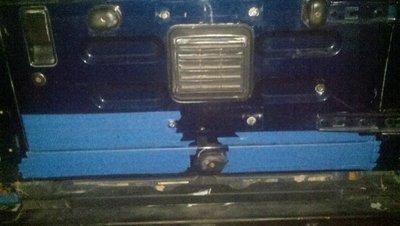 Tailgate w tape 2.jpg Tailgate w tape 2.jpg