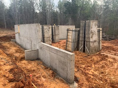 walls1.JPG walls1.JPG