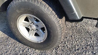 LJtires2.jpg LJtires2.jpg
