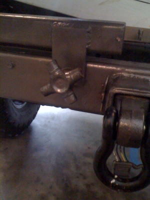 latch.jpg latch.jpg