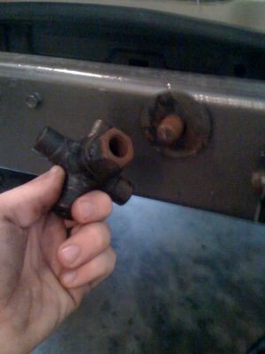 latch2.jpg latch2.jpg